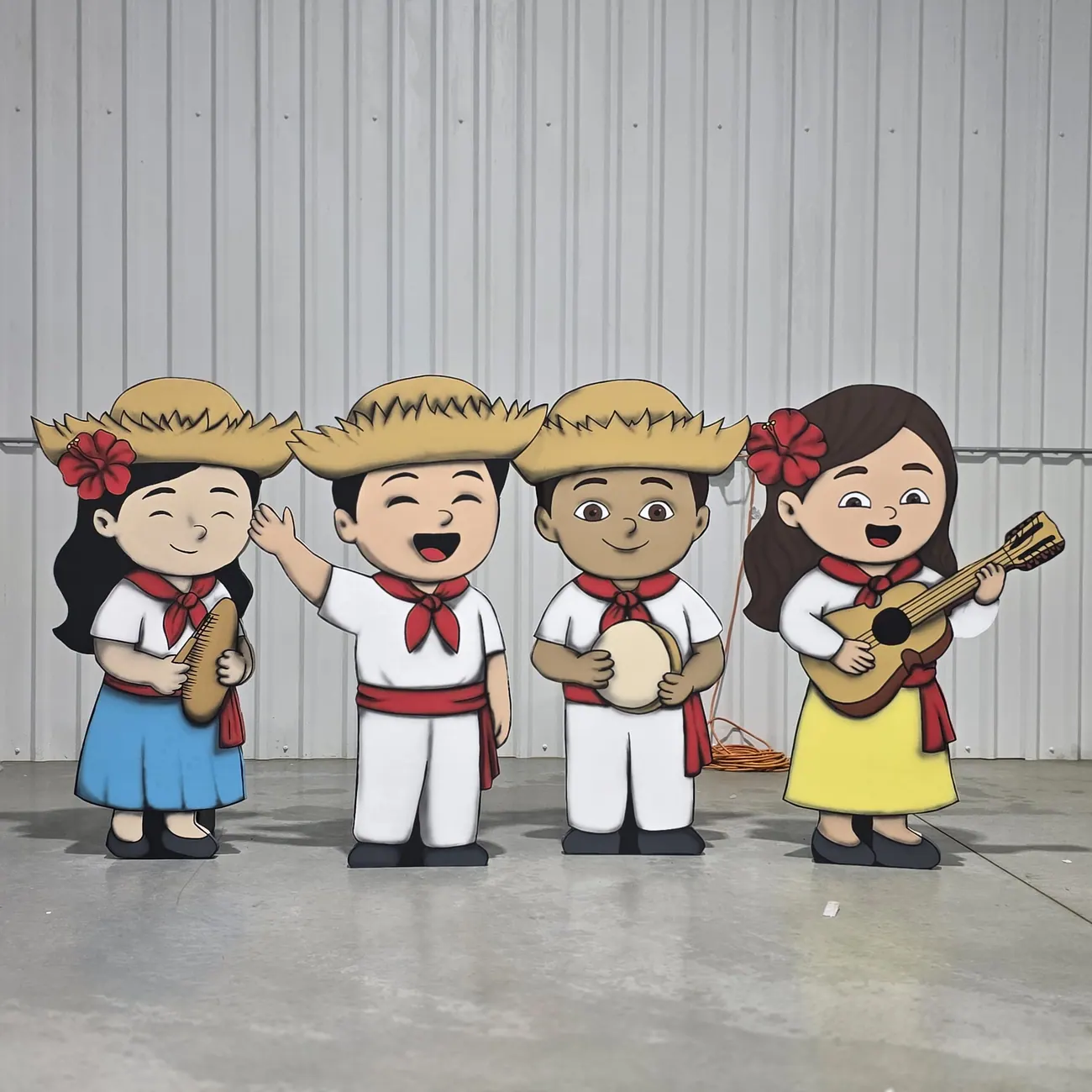 Hand-painted decorative lawn characters